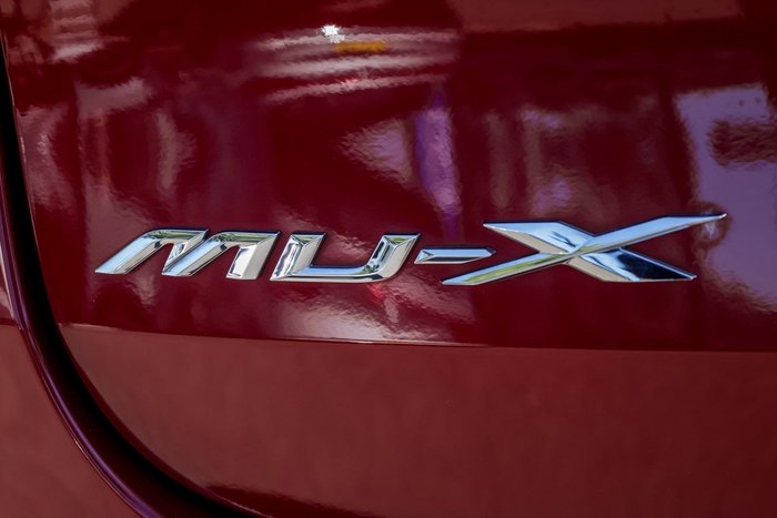 2024 Isuzu MU-X LS-T