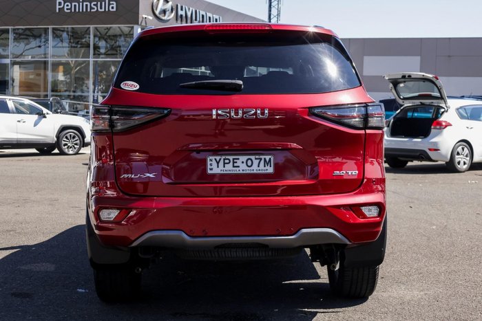 2024 Isuzu MU-X LS-T
