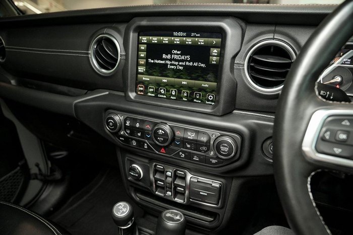 2023 Jeep Wrangler Unlimited Overland