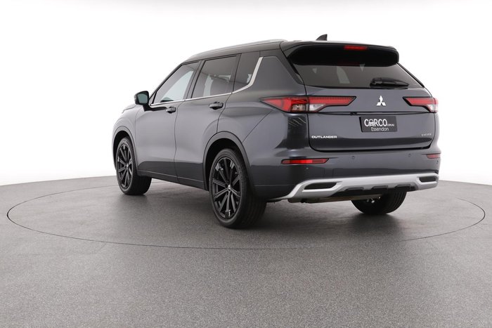 2024 Mitsubishi Outlander Exceed Tourer