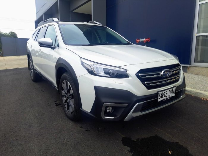 2025 Subaru Outback AWD Touring