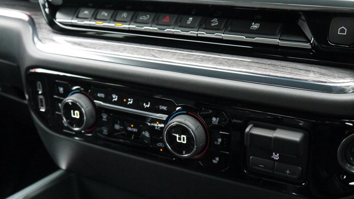 2025 Chevrolet Silverado 1500 LTZ Premium W/Tech Pack