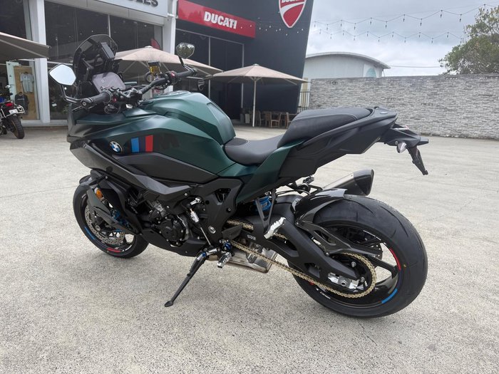 2025 BMW M 1000 XR Competition M 1000 Green