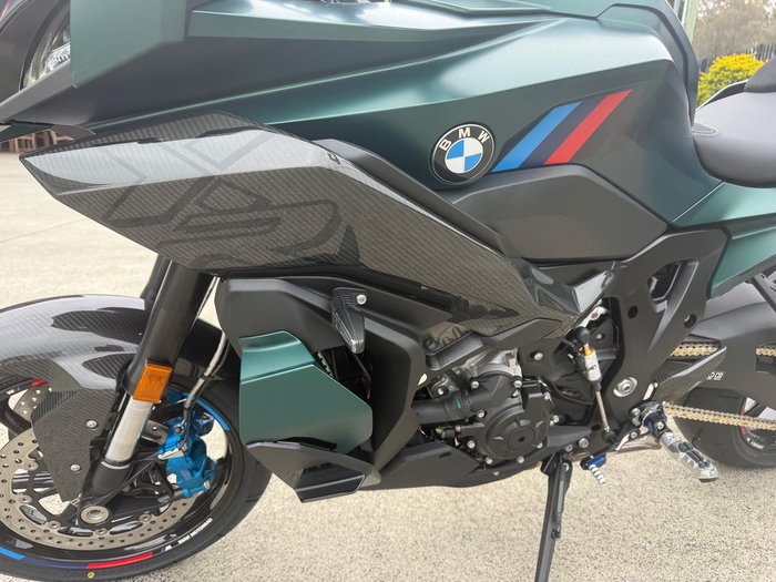2025 BMW M 1000 XR Competition M 1000 Green