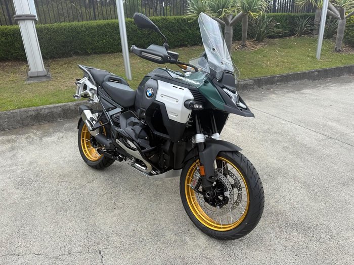 2025 BMW R 1300 GS Adventure Option 719 R 1300 Green