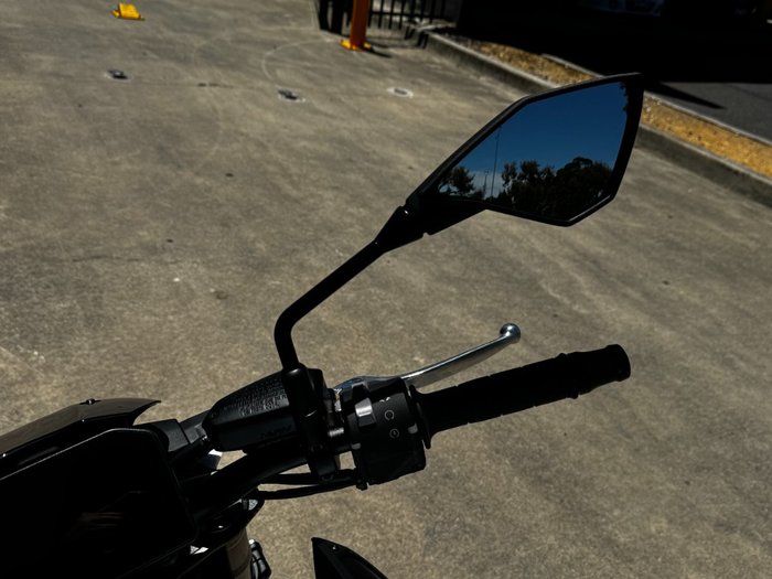 2026 Kawasaki 2026 Kawasaki 900CC Z900 SUPERNAKED (ZR900STFNN) SPORTS WHITE