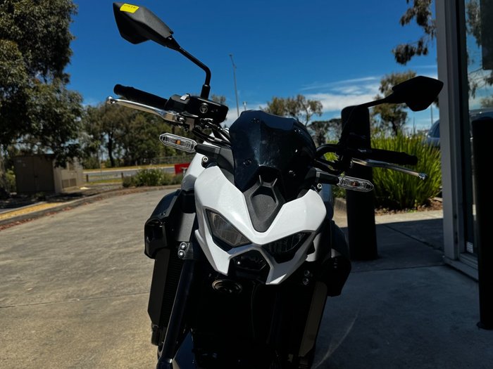 2026 Kawasaki 2026 Kawasaki 900CC Z900 SUPERNAKED (ZR900STFNN) SPORTS WHITE