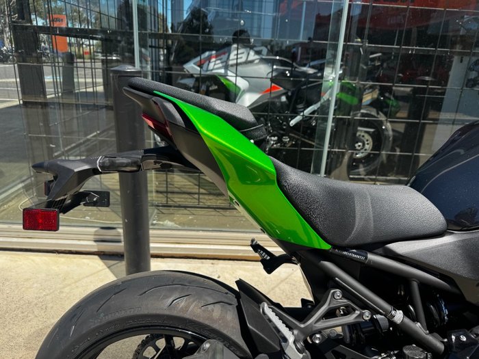 2026 Kawasaki 2026 Kawasaki 900CC Z900 SUPERNAKED (ZR900STFNN) SPORTS GREEN