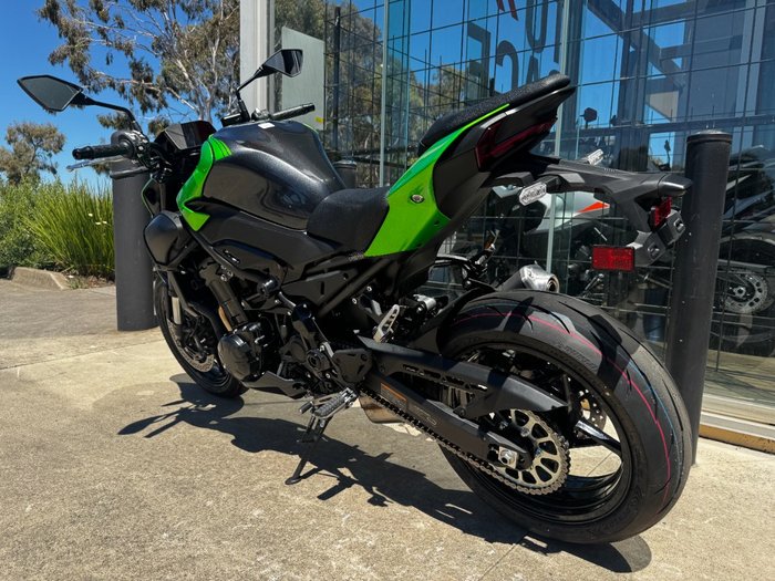 2026 Kawasaki 2026 Kawasaki 900CC Z900 SUPERNAKED (ZR900STFNN) SPORTS GREEN