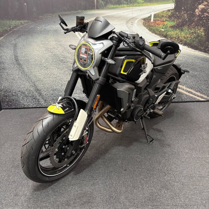 2021 CFMOTO CL-X SPORT White