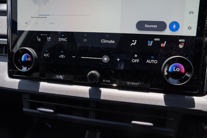 2025 Subaru Solterra AWD Touring