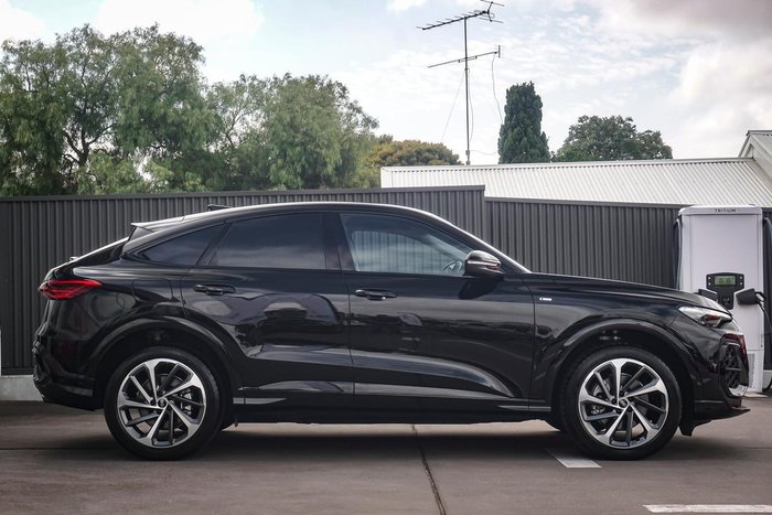 2025 Audi Q5 TFSI 150kW