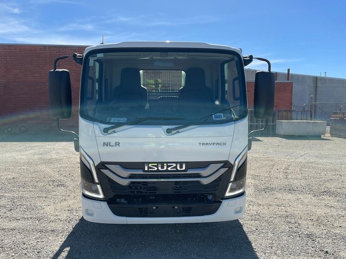 2025 Isuzu Nlr 45-150
