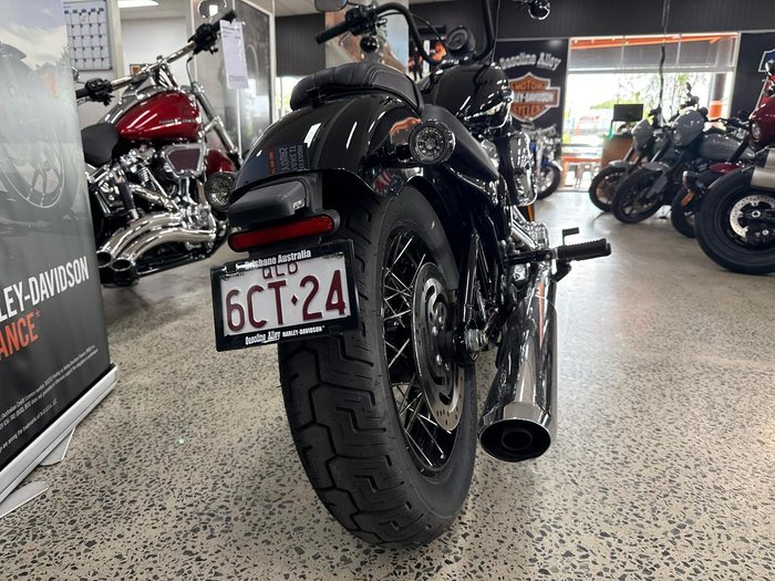 2025 Harley-Davidson Street Bob 117 (FXBB) Softail Black