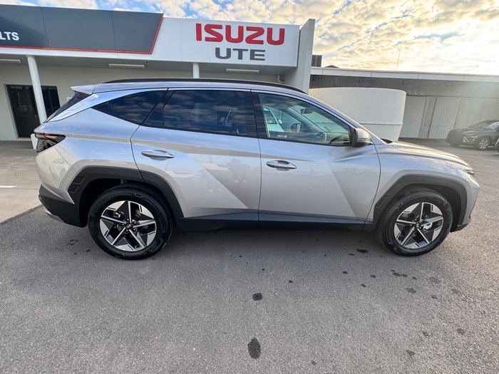 2026 HYUNDAI NX4 TUCSON HEV