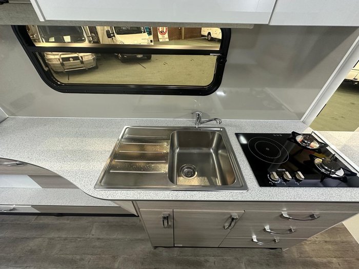 2020 Avida Birdsville