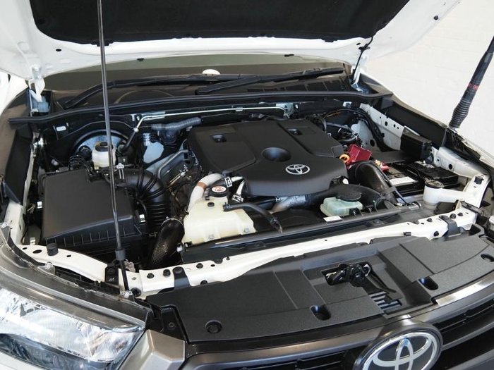 2021 Toyota Hilux SR