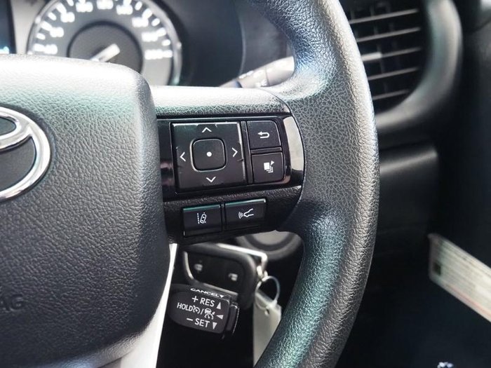 2021 Toyota Hilux SR