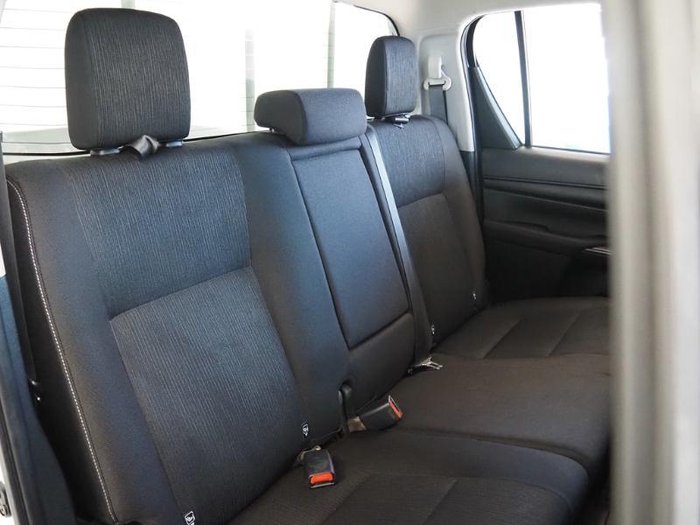 2021 Toyota Hilux SR