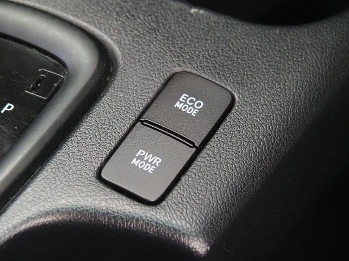 2021 Toyota Hilux SR