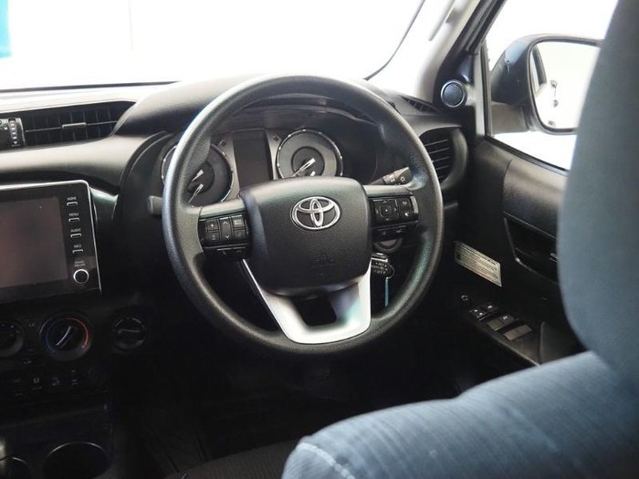 2021 Toyota Hilux SR