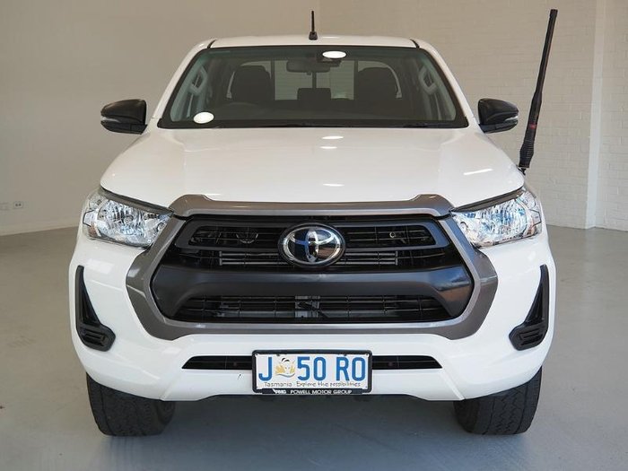 2021 Toyota Hilux SR