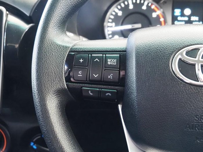 2021 Toyota Hilux SR