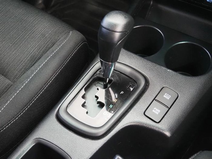 2021 Toyota Hilux SR