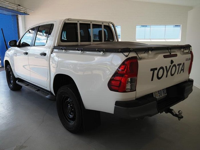 2021 Toyota Hilux SR