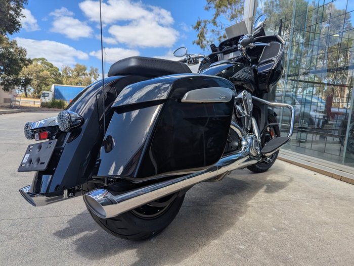 2024 Indian CHALLENGER LIMITED BLACK