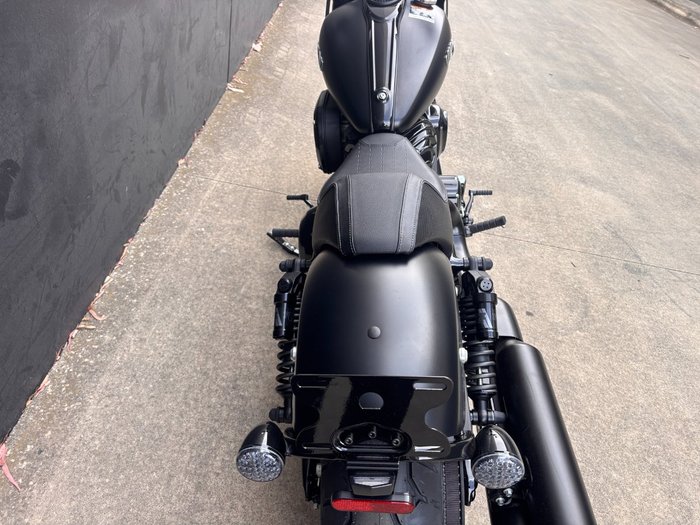 2024 Indian SPORT CHIEF BLACK
