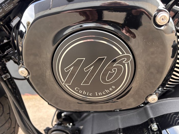 2024 Indian SPORT CHIEF BLACK