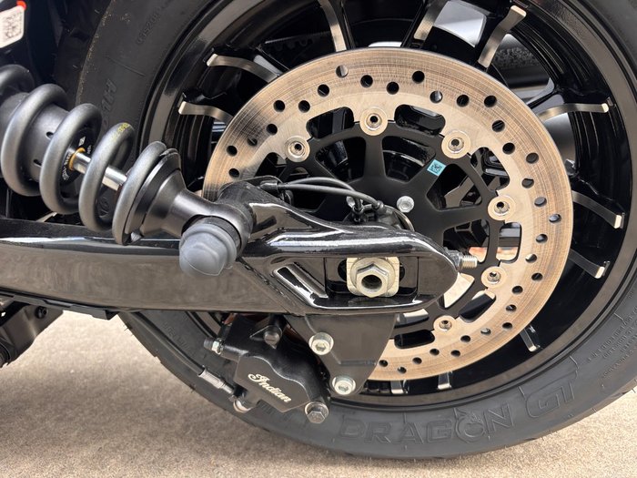 2024 Indian SPORT CHIEF BLACK