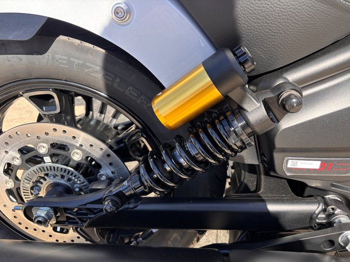 2025 Indian SCOUT 101 WHITE