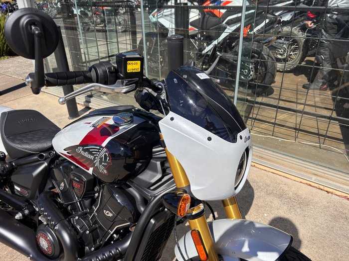 2025 Indian SCOUT 101 WHITE