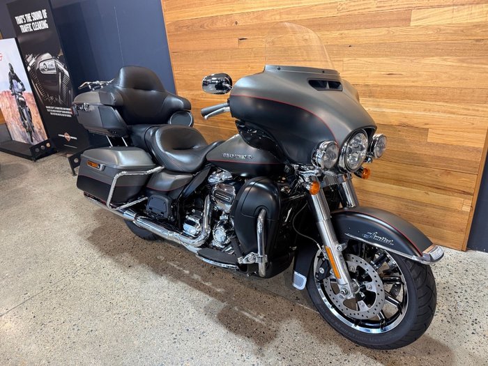 2018 Harley-davidson FLHTK ULTRA LIMITED Black