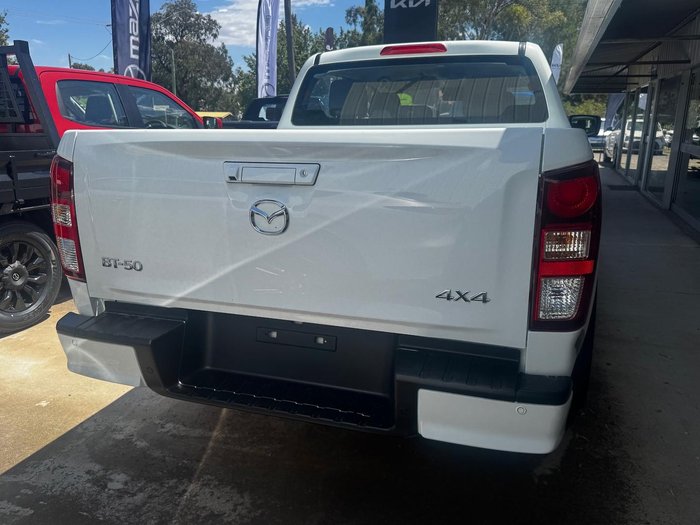 2024 Mazda BT-50 XT