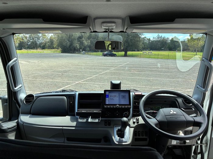 2025 Fuso Canter 515 White