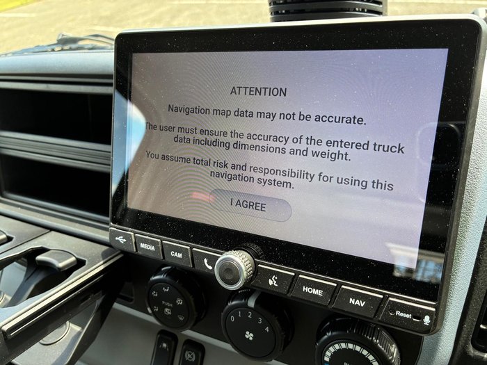 2025 Fuso Canter 515 White