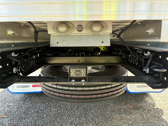 2025 Fuso Canter 515 White