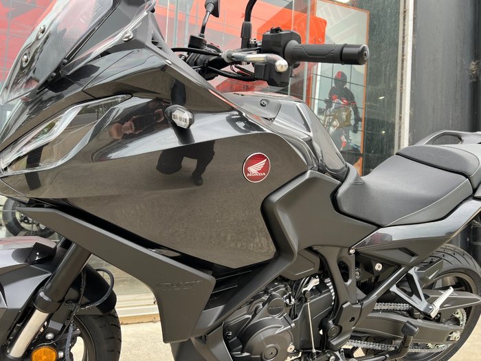 2025 Honda NT1100A ABS BLACK