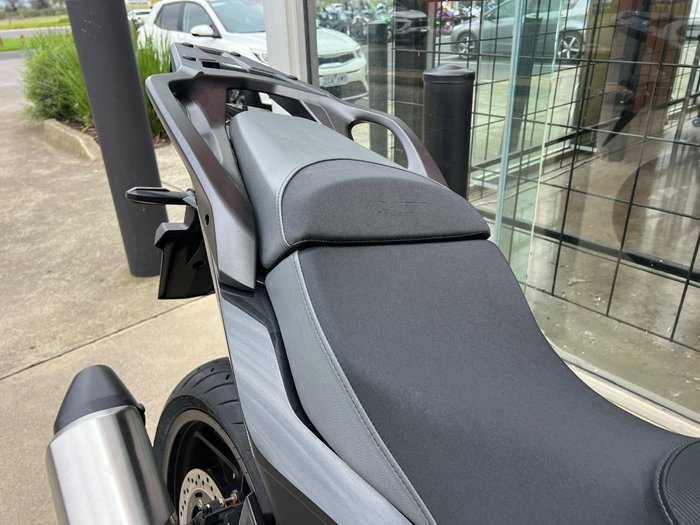 2025 Honda NT1100A ABS BLACK