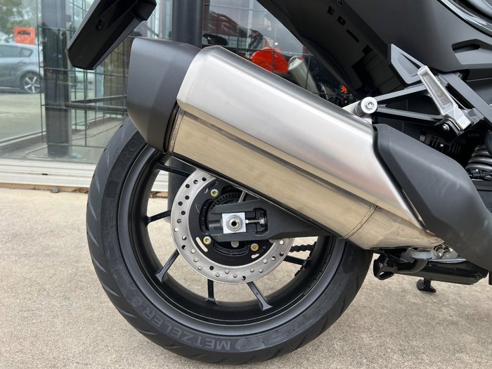 2025 Honda NT1100A ABS BLACK