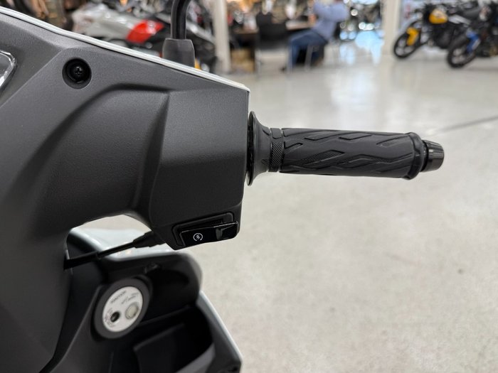 2025 Suzuki ADDRESS (UK110NMM2) White