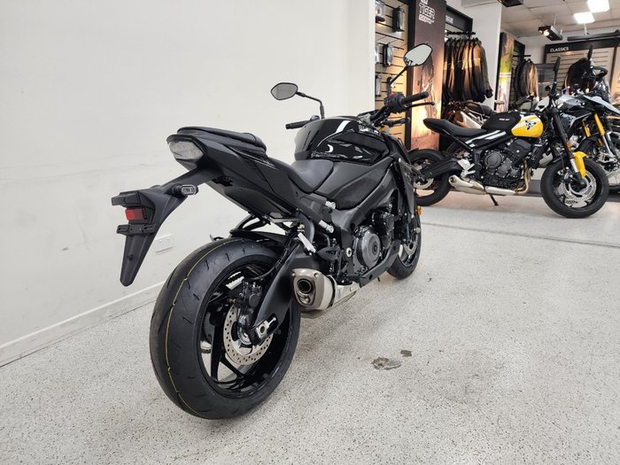 2025 Suzuki GSX-S1000 Black