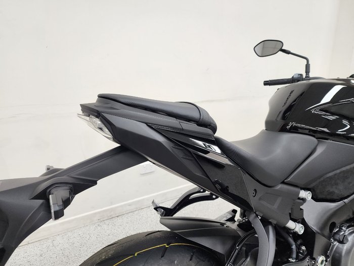 2025 Suzuki GSX-S1000 Black