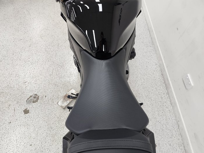 2025 Suzuki GSX-S1000 Black