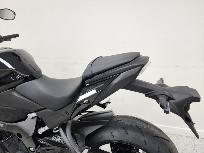 2025 Suzuki GSX-S1000 Black