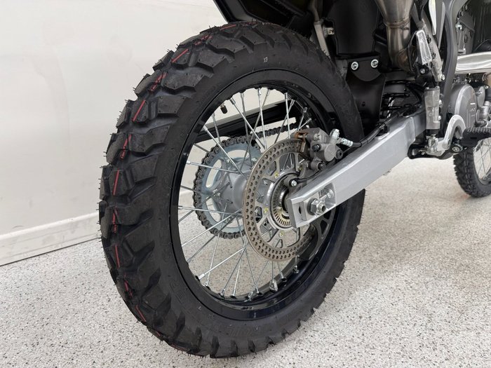 2025 Suzuki DR-Z400S Yellow