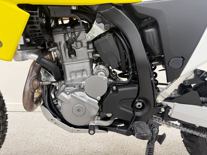 2025 Suzuki DR-Z400S Yellow